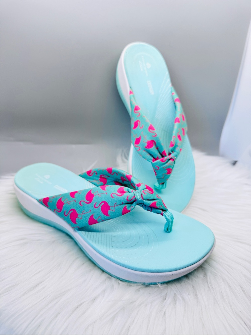 Clarks Cloudsteppers size 7 Turquoise Pink Flamingo Wedge Flip-Flop Sandals